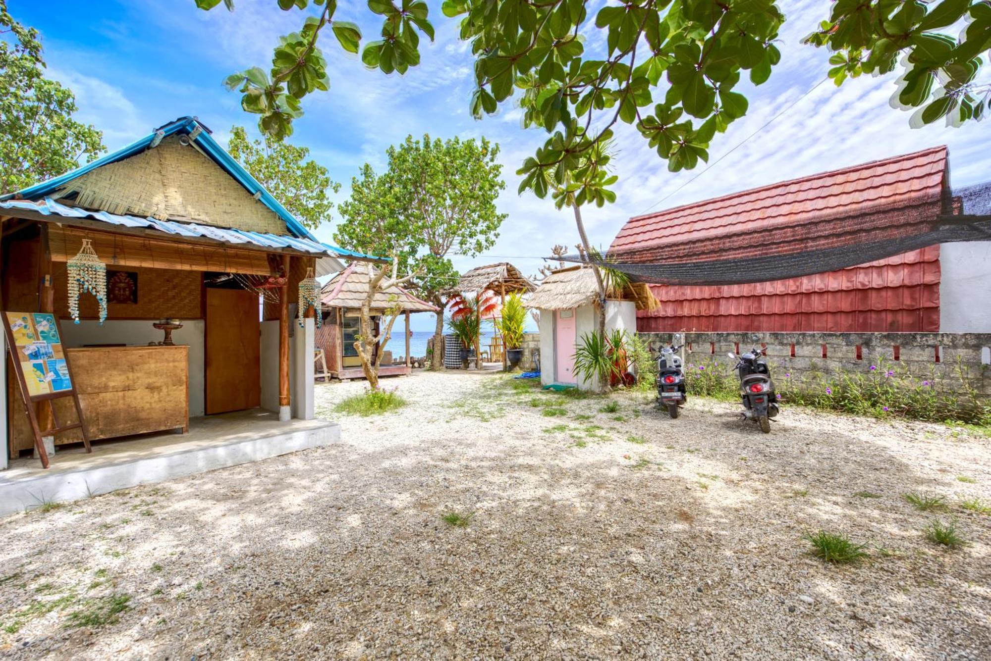 Santen Beach Bungalows Ped Exteriör bild