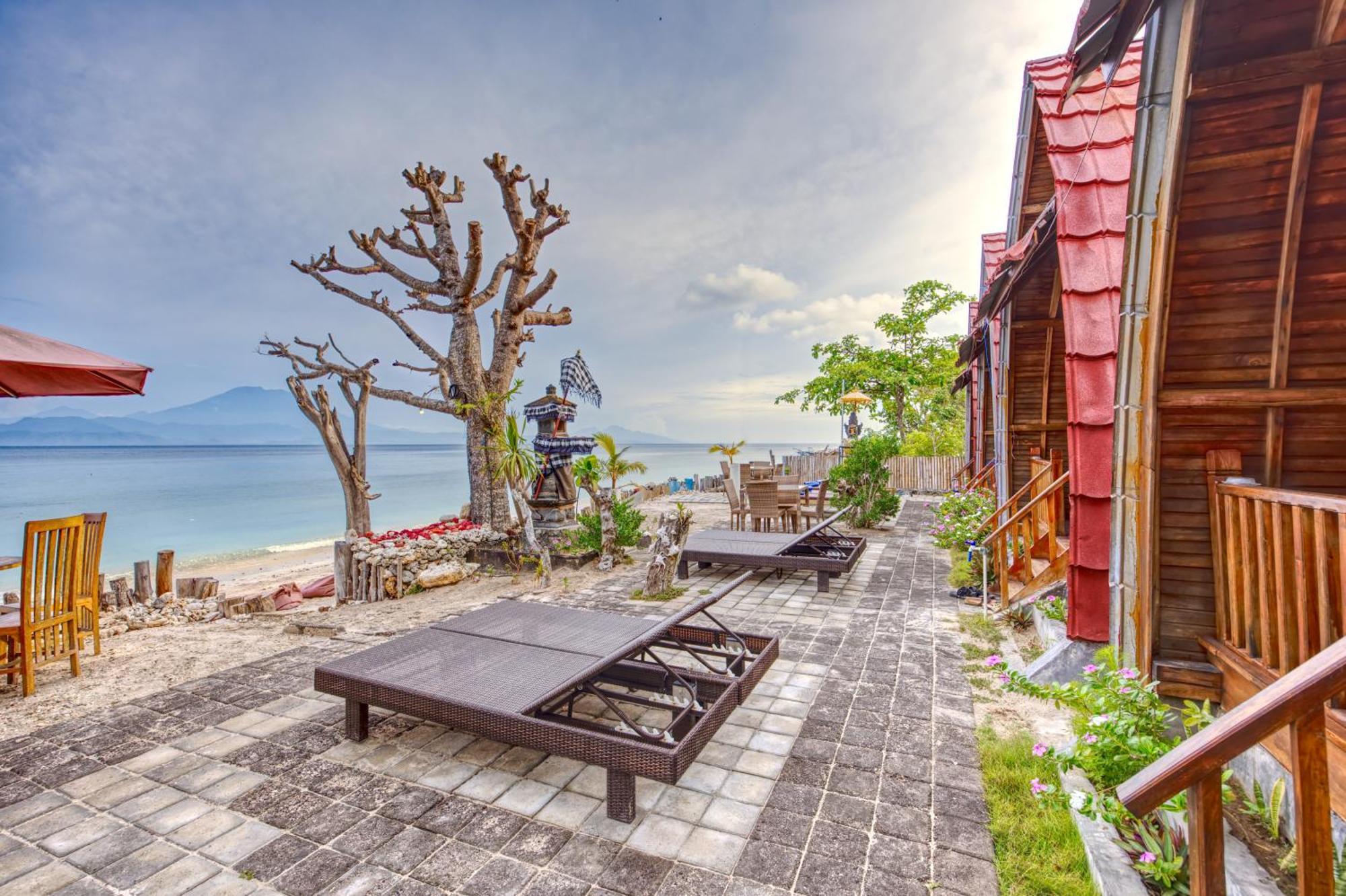Santen Beach Bungalows Ped Exteriör bild
