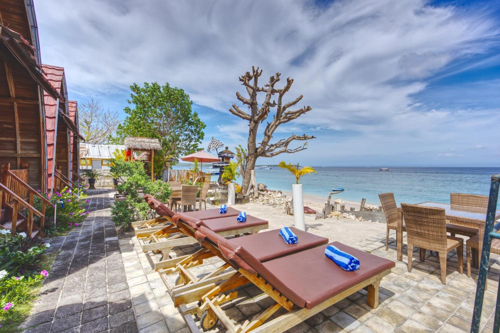 Santen Beach Bungalows Ped Exteriör bild