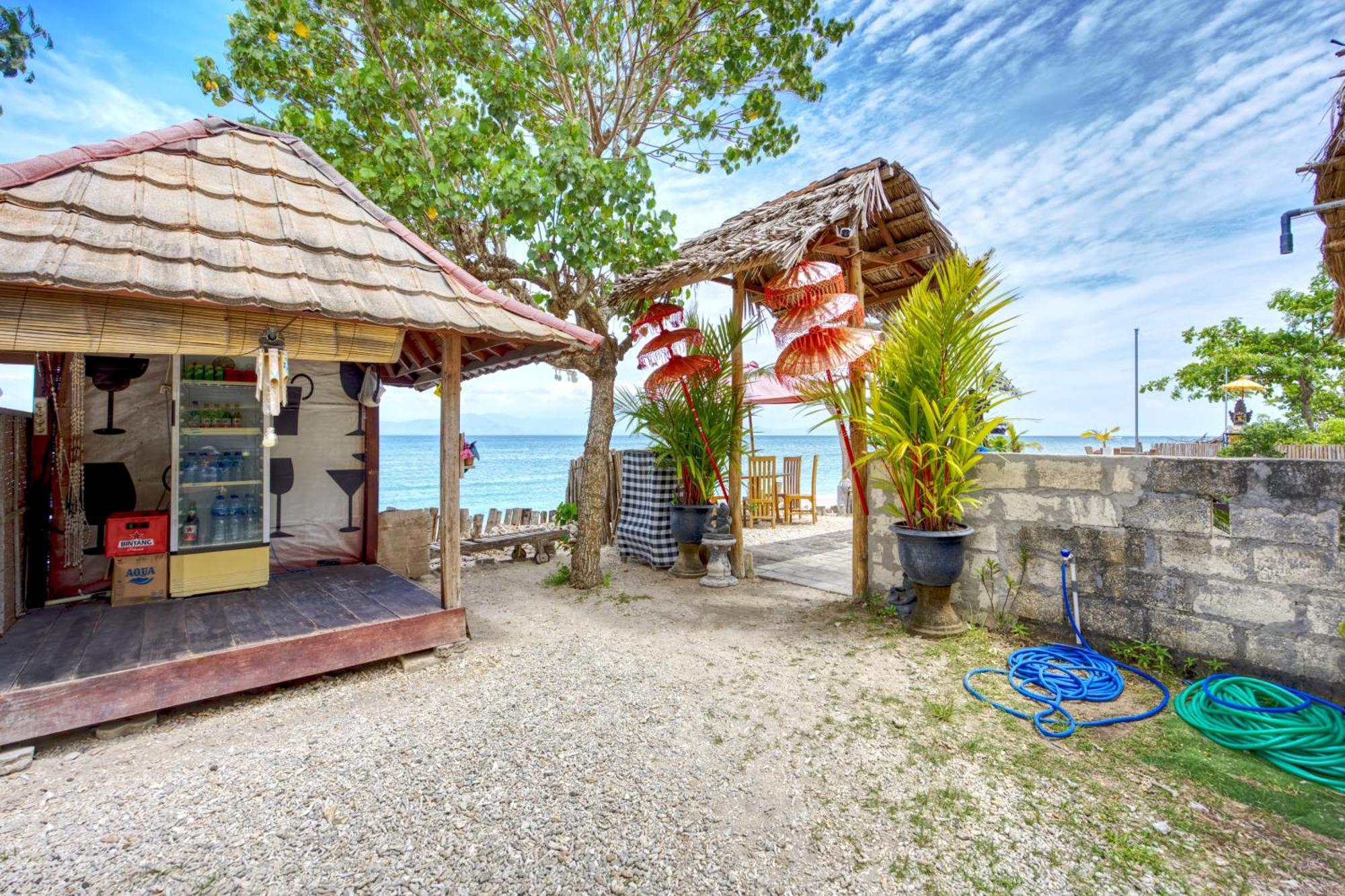 Santen Beach Bungalows Ped Exteriör bild
