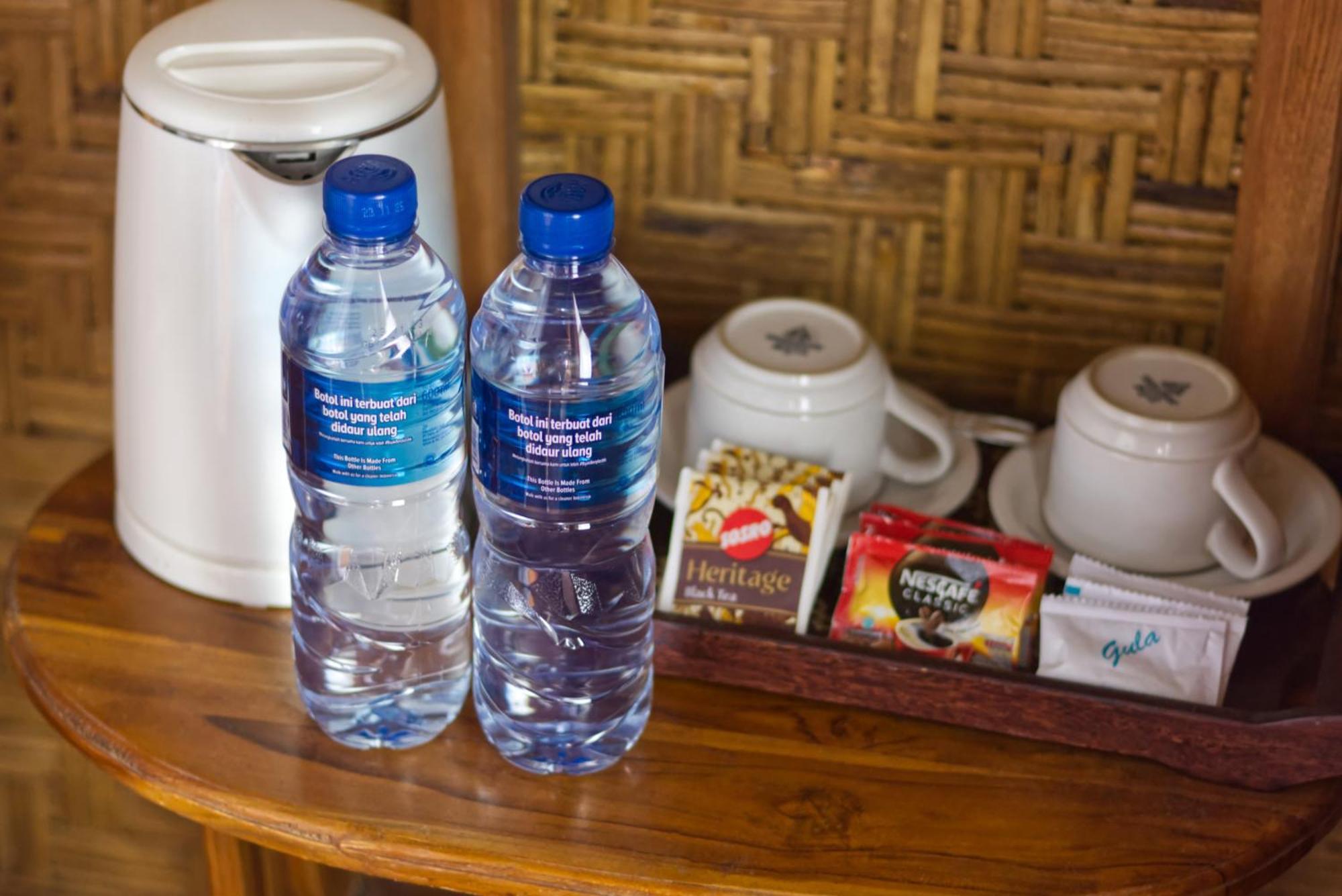 Santen Beach Bungalows Ped Rum bild